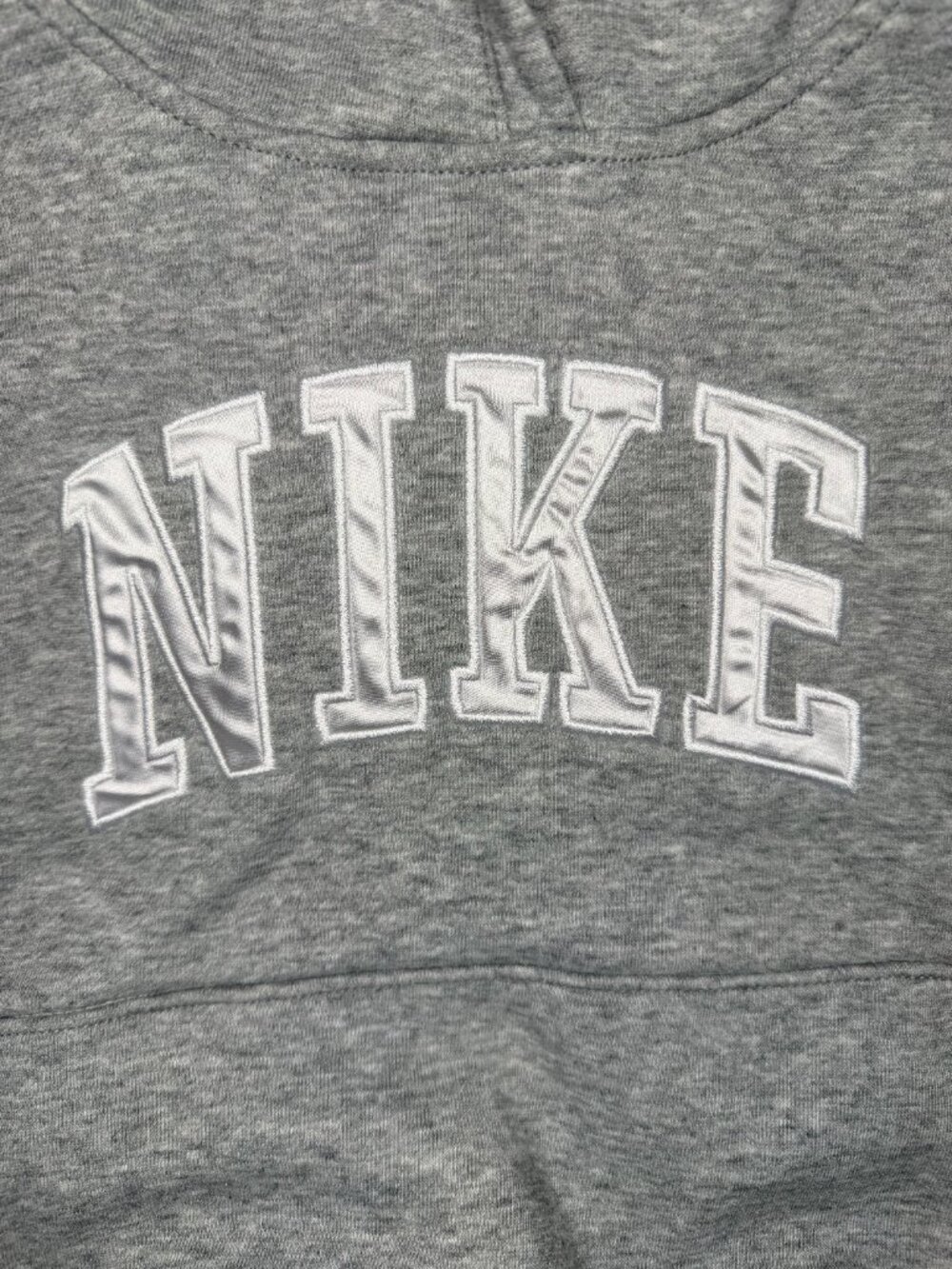Nike White Embroidered Hoodie Boys Size 6-7 Years Gray Soft Cotton EUC